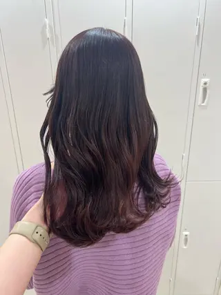 ミディアム mina .のヘアスタイル