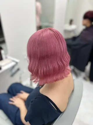 ショート カラー ヘアアレンジ 🫧ハイトーン♡ ヘアメ/yuzu🫧のヘアスタイル