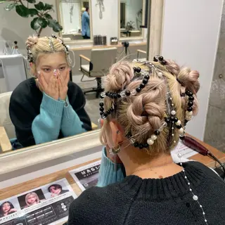 ハイトーン🦄ネイル 💞のぶちのネイルデザイン