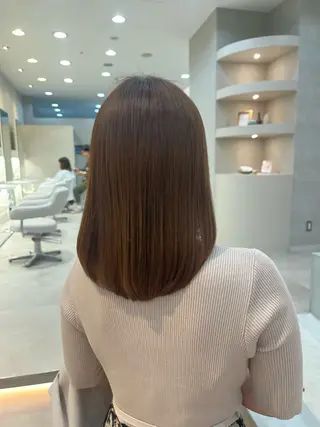 ミディアム 関 琴美のヘアスタイル