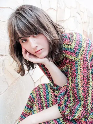 ミディアム カラー gite カワムラナオキのヘアスタイル