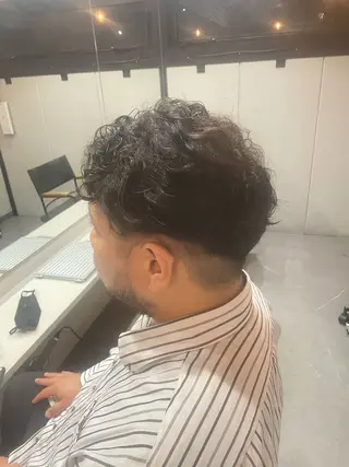 パーマ メンズ CYAN  京都駅前店所属・春名 典瑚のヘアスタイル