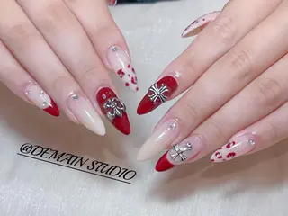 ネイル DEMAIN- ⭐️のネイルデザイン