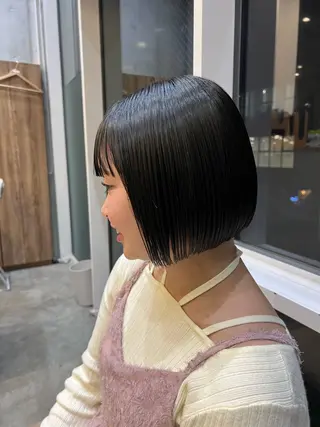 ショート ボブ/レイヤー/ 縮毛矯正/オオバコのヘアスタイル