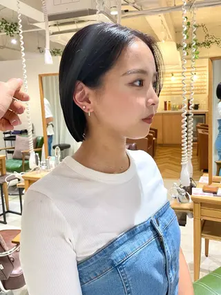 ショート カラー salowin梅田茶屋町north所属・くがれいじ 梅田/ショート/ボブのヘアスタイル
