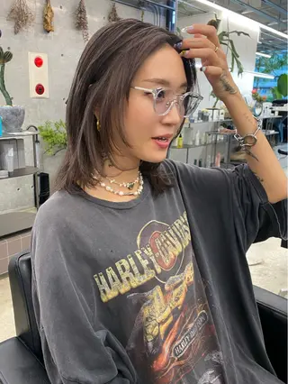 セミロング カラー 似合わせカット レイヤーボブウルフのヘアスタイル