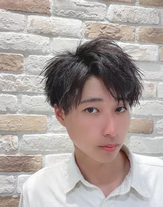 メンズ IwAsh中山所属・✂︎中山ブリーチ・ パーマ✂︎露木智也のヘアスタイル