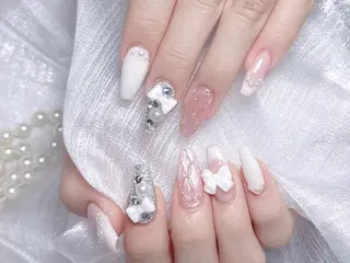 ネイル Naomi nailのネイルデザイン