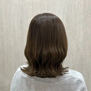 ミディアム カラー 🫧透け感⋆艶髪💎 山口アヤカのヘアスタイル