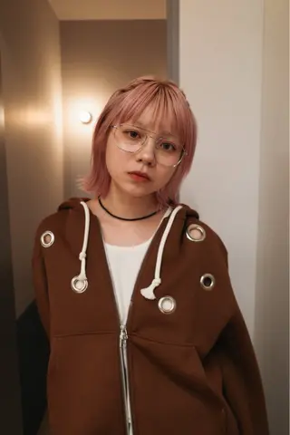 ミディアム カラー piilo /佐田國 友真のヘアスタイル