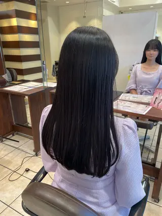 ロング 桑田 新菜のヘアスタイル