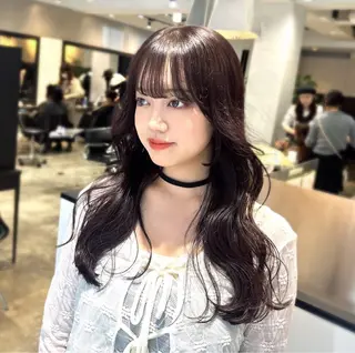 ロング カラー youres hair東新宿店所属・新宿⌇韓国風ヘア ⌇透明感カラーのヘアスタイル