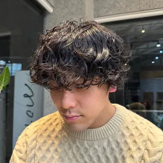 パーマ 艶髪ハイトーン× ボブ🥣アイネのヘアスタイル