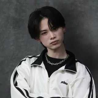 ミディアム メンズ RACCOON.TOKYO 渋谷店所属・メンズカット特化🐺 ウルフ[店長]置塩祥のヘアスタイル