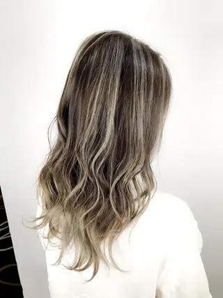 セミロング カラー インナーカラー/ ストレート/奥野洸也のヘアスタイル