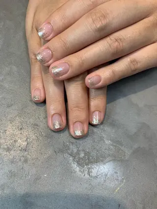 ネイル アトリエ・マリス所属・福与 美幸のネイルデザイン