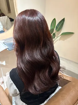 ロング 西田 朋華のヘアスタイル