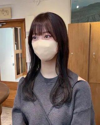 カラー aiko【艶カラー ・ミニモ年内で終了】のヘアスタイル