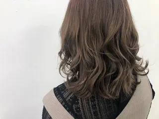 ミディアム カラー みねぎし ふうかのヘアスタイル
