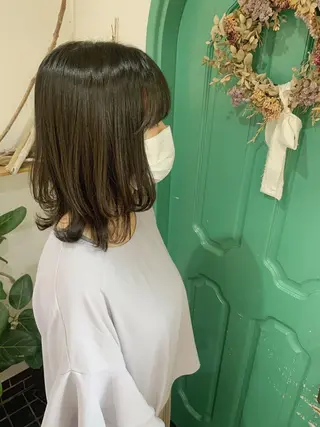 ミディアム 佐藤 美咲のヘアスタイル