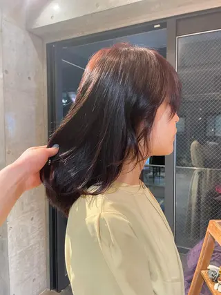 カラー maina/透明感 ベージュ/ブラウンのヘアスタイル