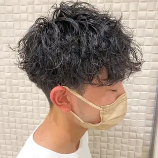 ショート 新宿メンズパーマ ヨモギダのヘアスタイル