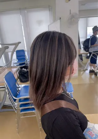カラー LA BELLA所属・LA BELLA マリナのヘアスタイル