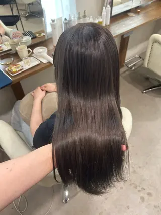 ロング カラー shu ブラウンピンクカラーのヘアスタイル