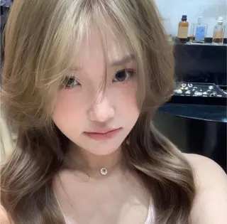 ロング 韓国ガーリー🤍ハイ トーン🤍Ayanaのヘアスタイル