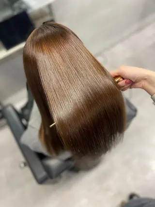 ロング 艶髪/縮毛矯正 🫧辻野海羽のヘアスタイル