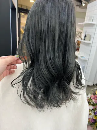 セミロング カラー Nico所属・Nico🌛 Karenのネイルデザイン