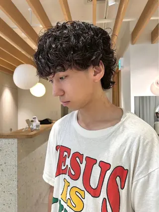 パーマ 栗山 瑠花のヘアスタイル