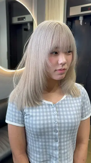 ミディアム カラー dao/ミルクティー /ブラウン/ブロンドのヘアスタイル