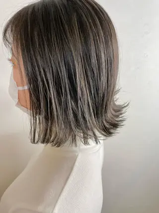 ショート WEG 難波のヘアスタイル