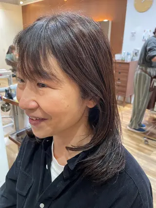 セミロング HONOKA 縮毛矯正/艶カラーのヘアスタイル