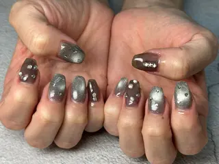 ネイル Queennail 北堀江AYAのネイルデザイン