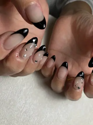 ネイル PEACE minariのネイルデザイン