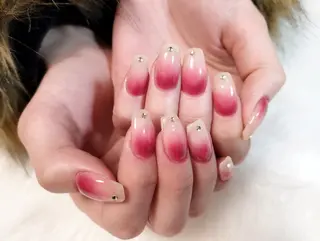 ネイル DI'A ネイルサロンのネイルデザイン