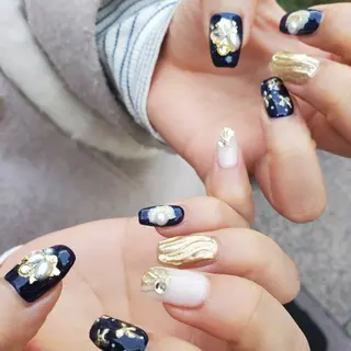 ネイル MOM  原宿店所属・MoM マムネイル原宿のネイルデザイン