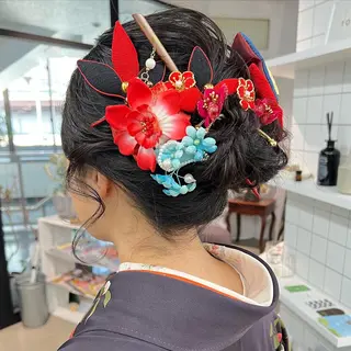 ロング ヘアアレンジ Nico所属・Nico🌛 Karenのネイルデザイン