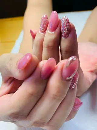 ネイル 池崎 美穂のネイルデザイン