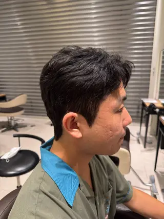 メンズ ダウンパーマ韓国ヘア 櫻井健のヘアスタイル