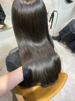 ロング カラー 若月 あやかのヘアスタイル