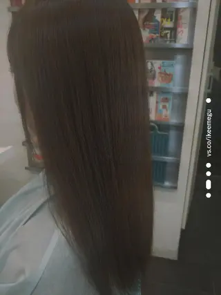 ロング 池田 恵久美のヘアスタイル