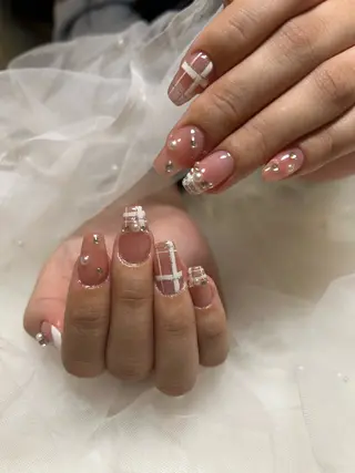 ネイル EmaNail天満橋店所属・EmaNail Risaのネイルデザイン