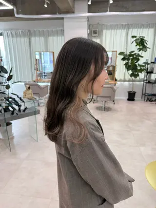 ロング 渡邉 あいのヘアスタイル