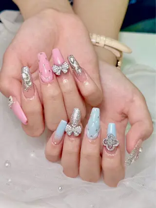 ネイル lucky nail 歌舞伎町のネイルデザイン