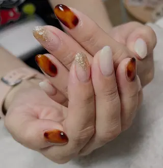 ネイル TOM serenoのネイルデザイン