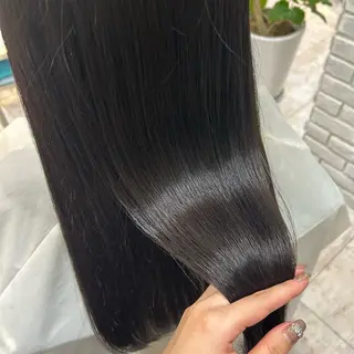 ロング カラー 🫧透け感⋆艶髪💎 山口アヤカのヘアスタイル