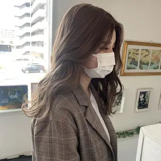 セミロング カラー 袴田 伊代のヘアスタイル